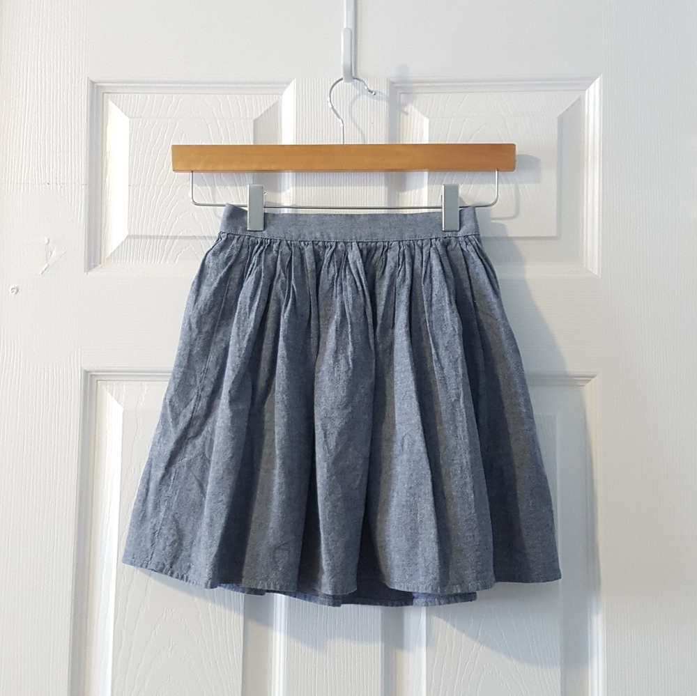 3/ $25 American Apparel denim chambray skater skirt XS - Picture 2 of 8